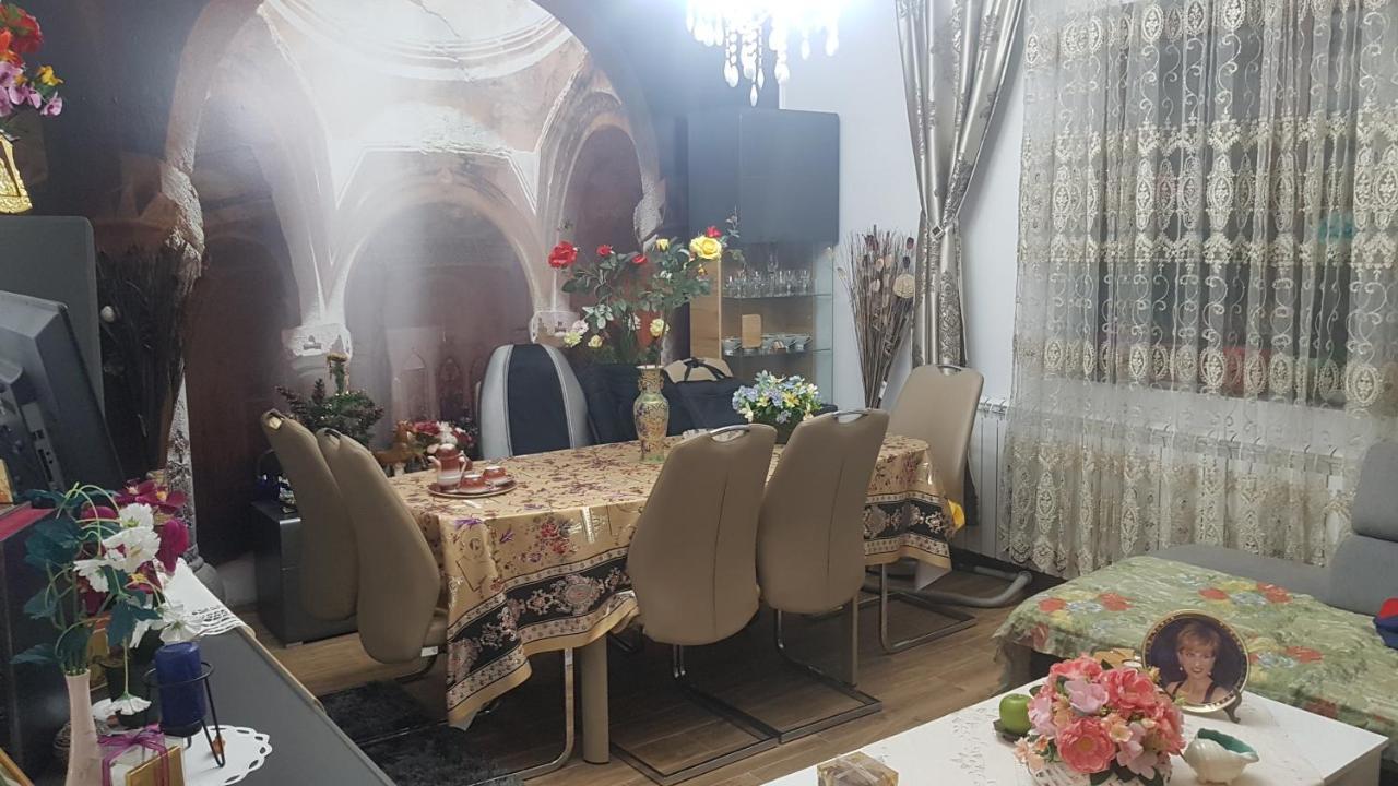 彼得罗沙尼 Casa Cojanu酒店 外观 照片